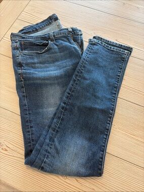J. Crew slim fit Jeans 31x32